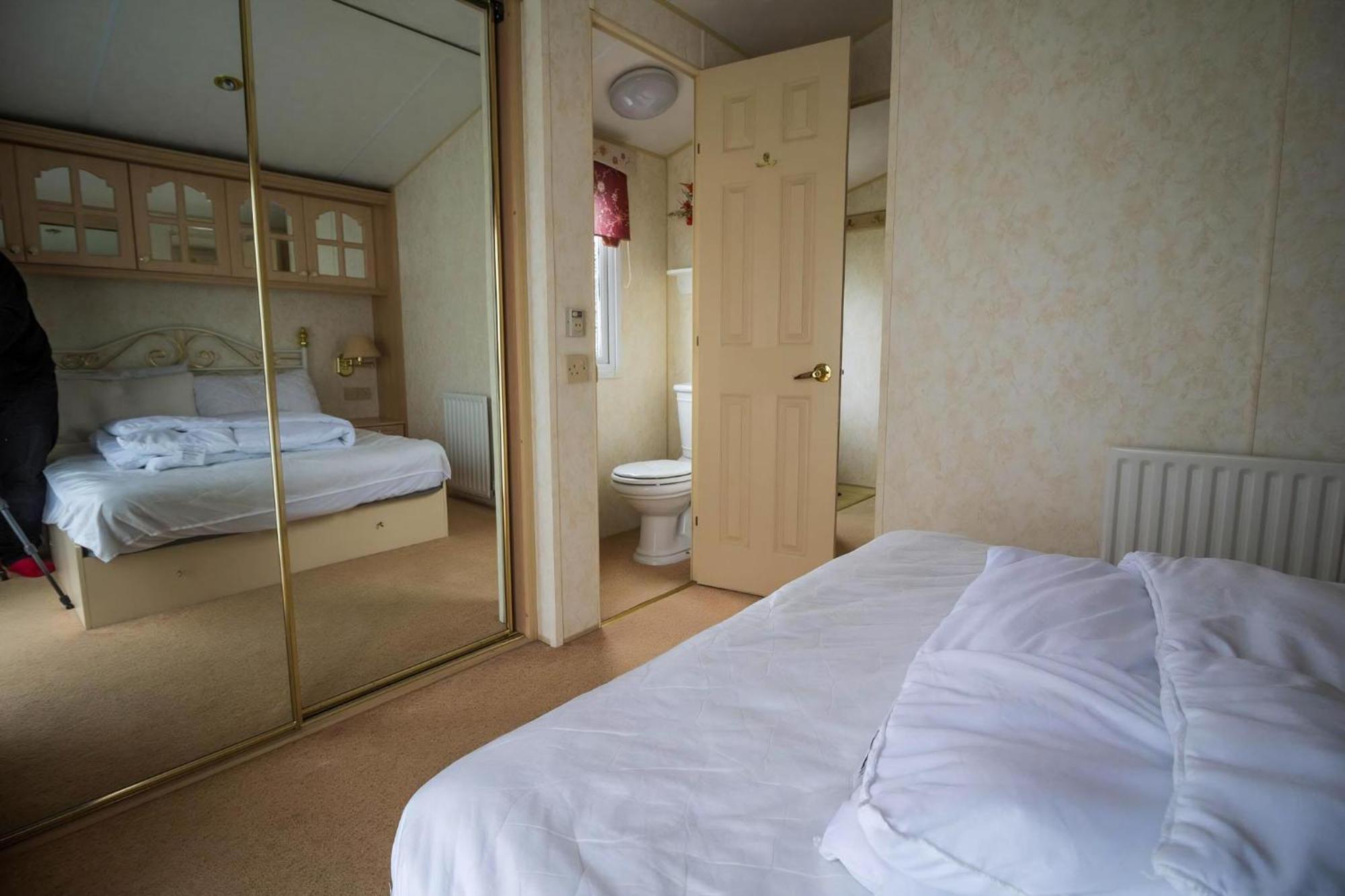 Hotel Brilliant Caravan For Hire At Manor Park In Hunstanton Norfolk Ref 23176K Zewnętrze zdjęcie